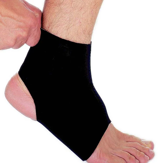 Tobillera corta cerrada